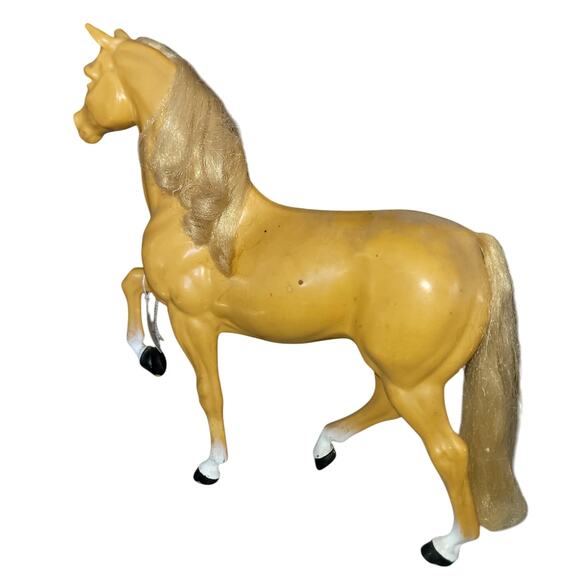1980 VNTG Mattel Barbie's Palomino Horse Dallas, Blaze Face, Rooted Mane Tail - Picture 4 of 10